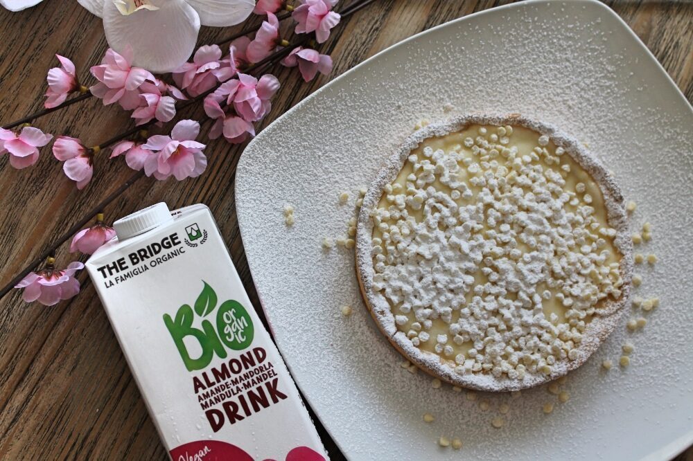 Crostata gluten free alla crema bio almond e cioccolato bianco