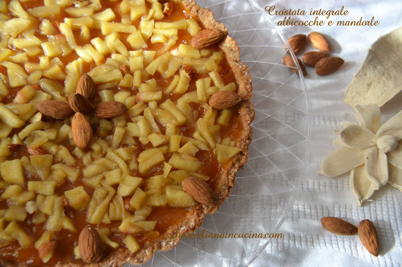 Crostata integrale albicocca e mele