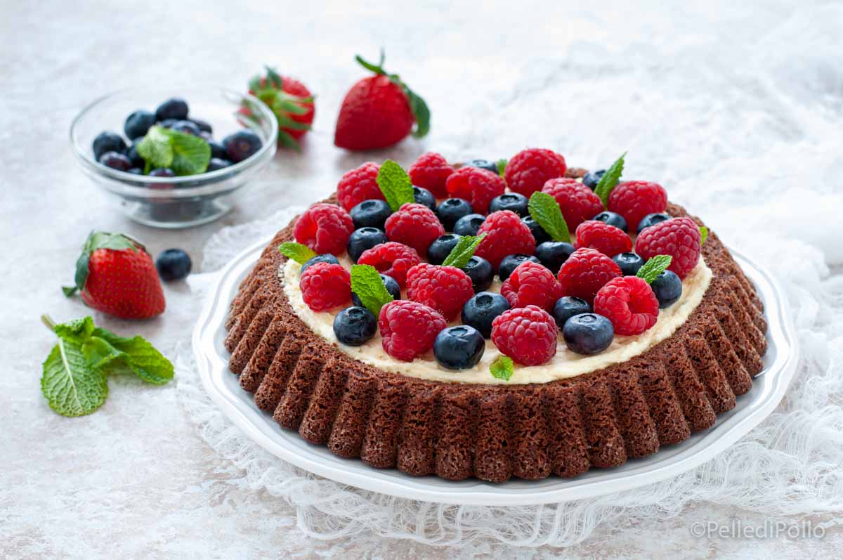 Crostata morbida al cacao con crema al mascarpone