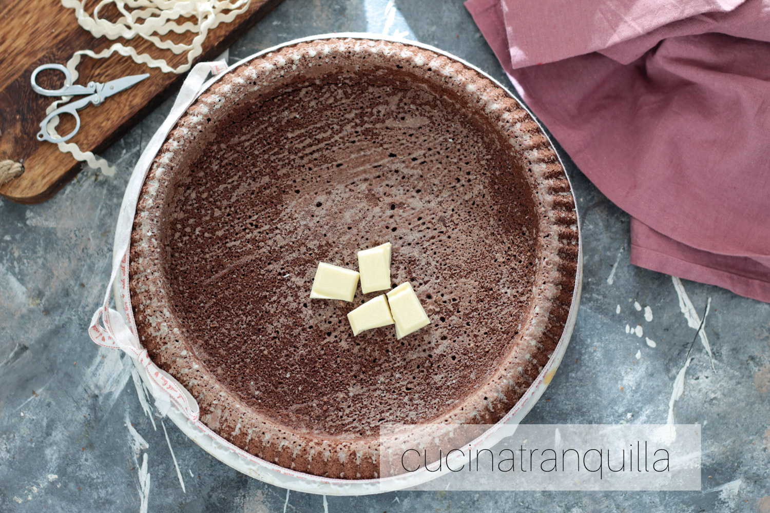 Crostata morbida al cacao con stampo furbo