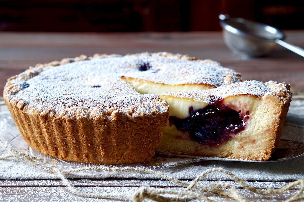 Crostata morbida al mascarpone e marmellata