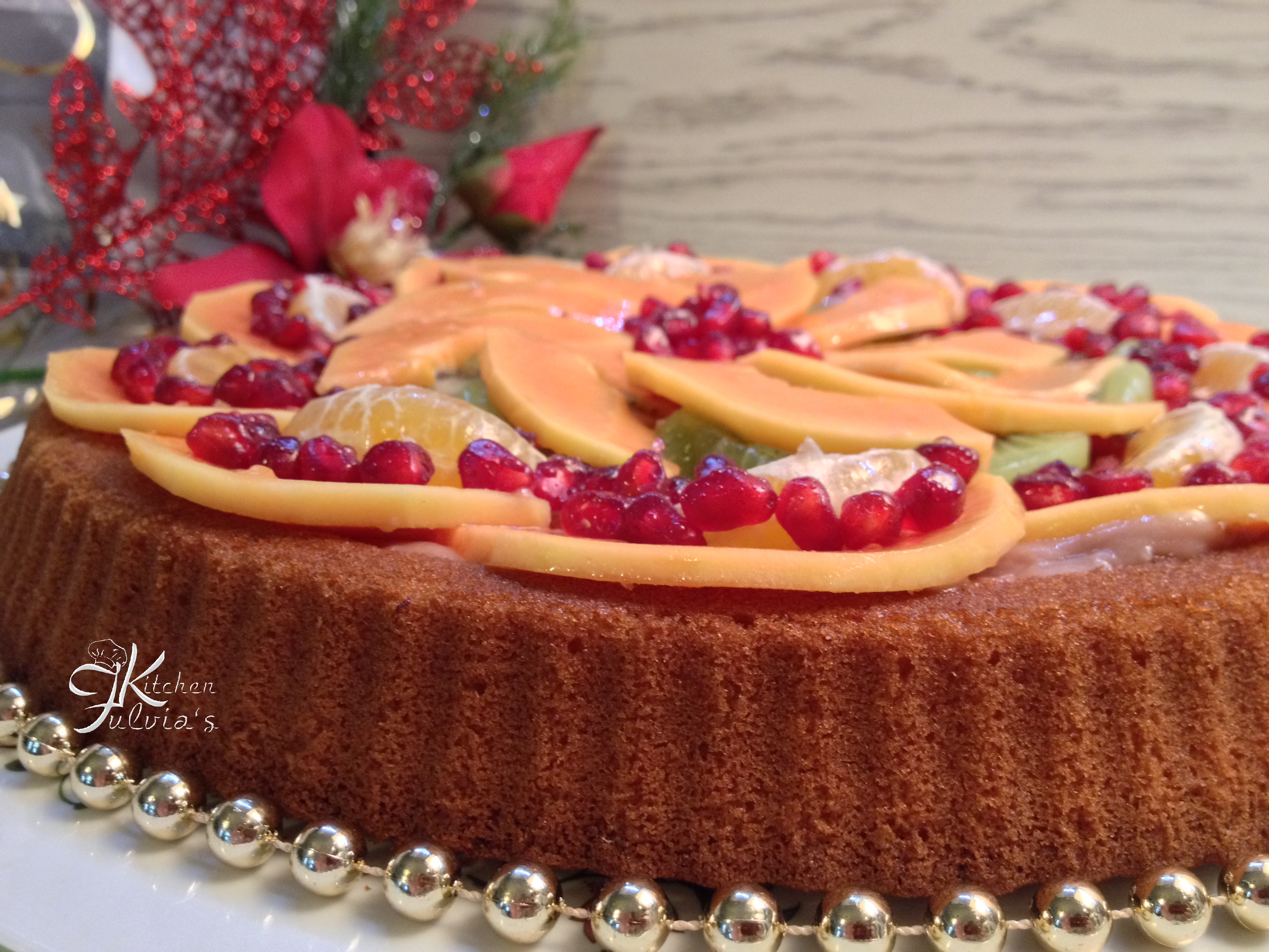 Crostata morbida alla frutta con crema alla melagrana