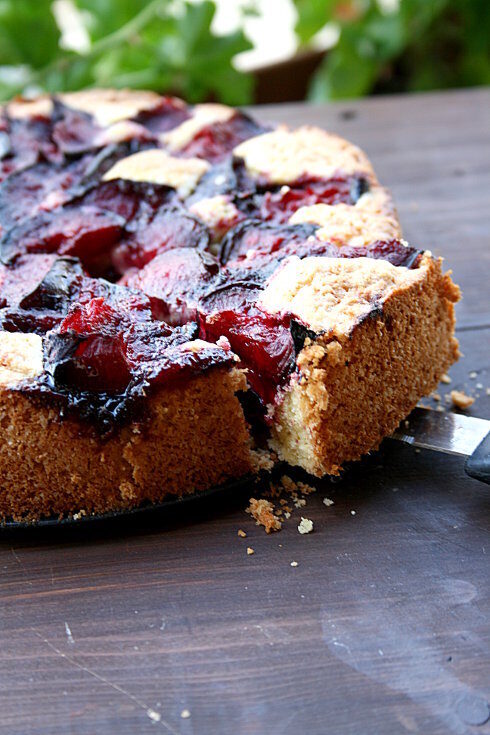 Crostata morbida alle prugne
