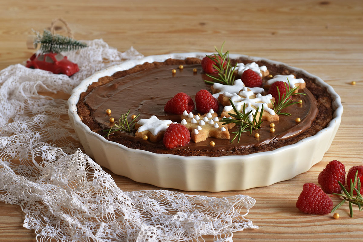 Crostata natalizia con crema al cioccolato