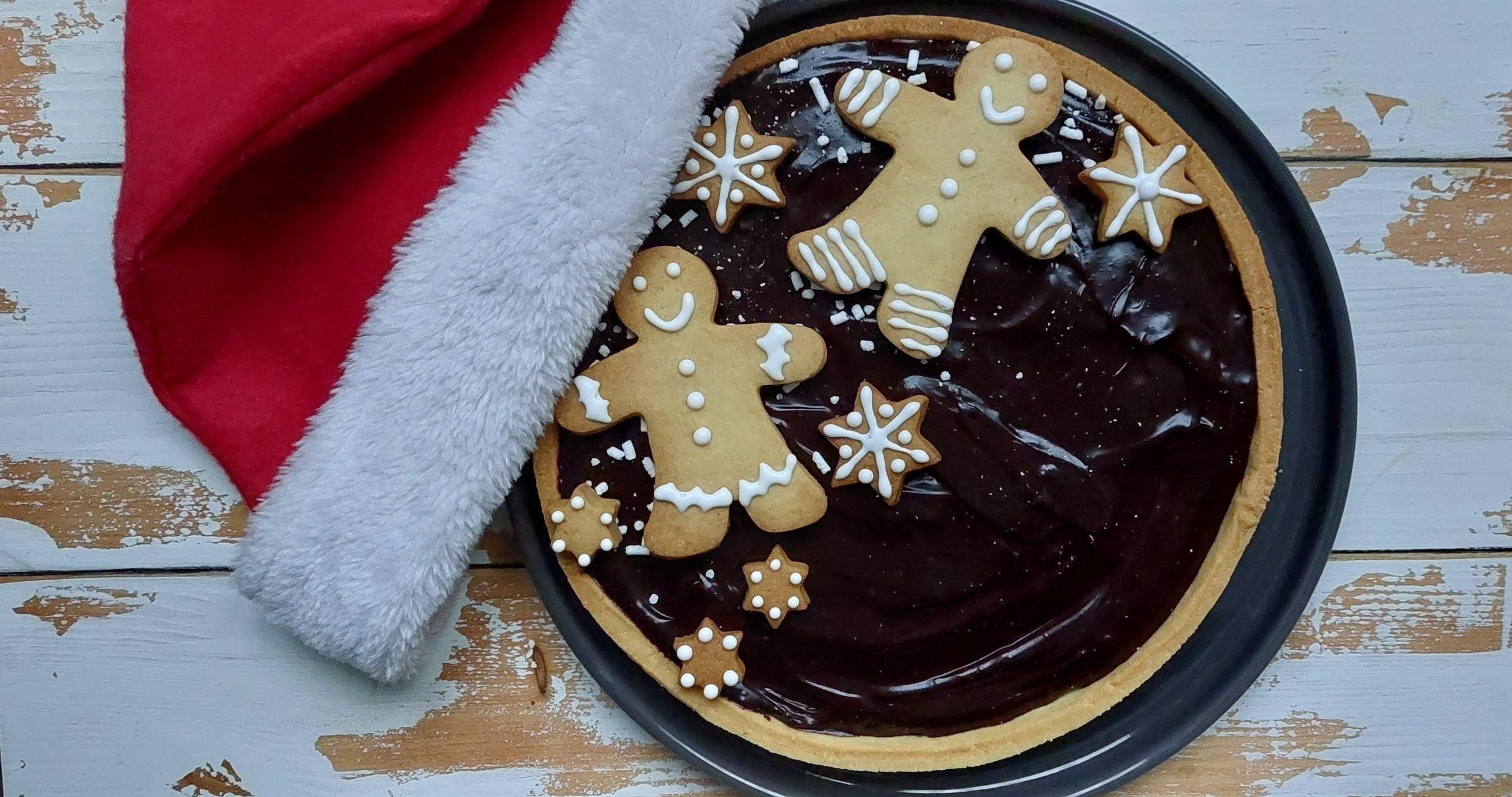 Crostata natalizia con ganache al cioccolato