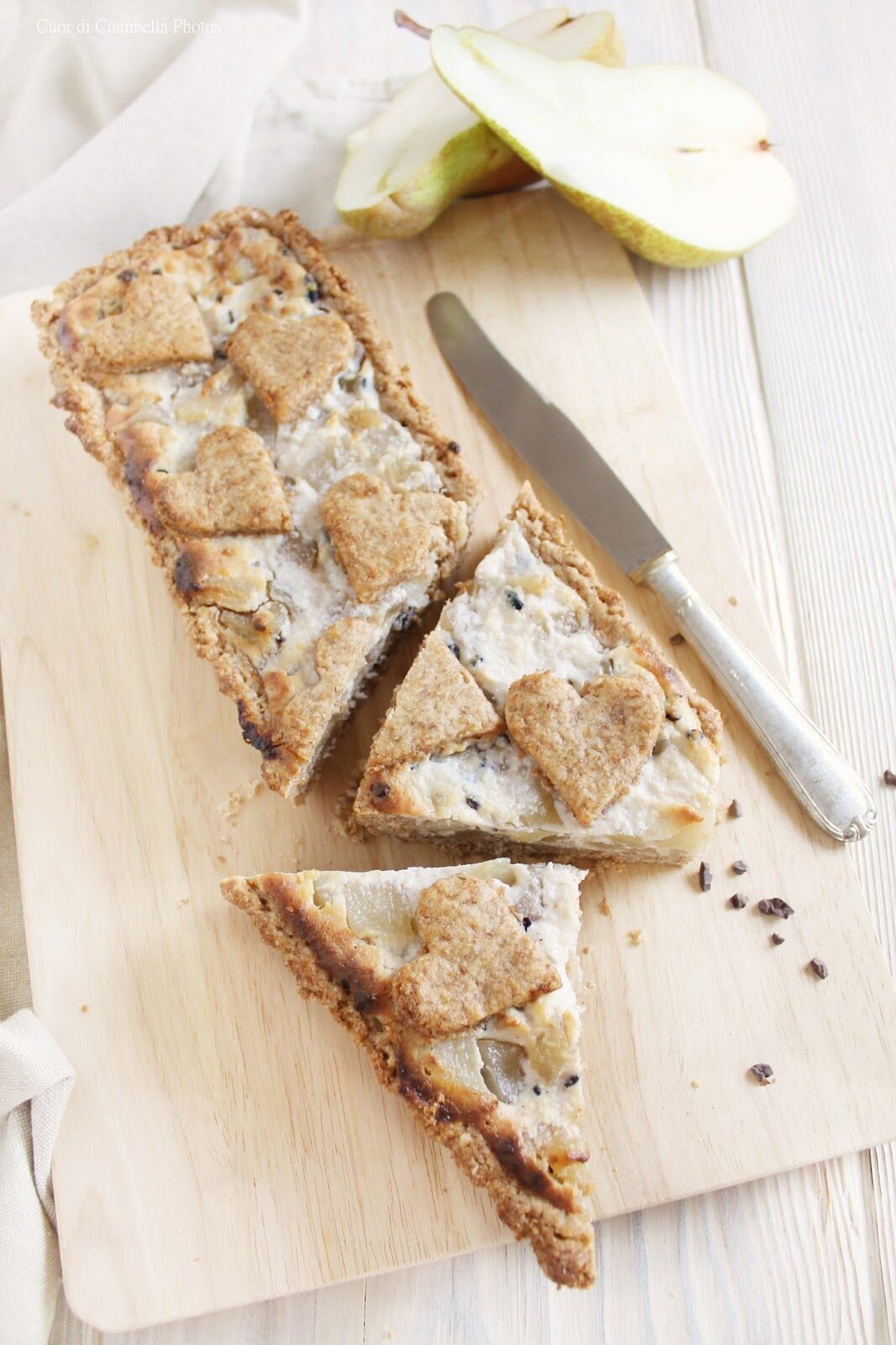 Crostata Ricotta Pere e Fave di Cacao