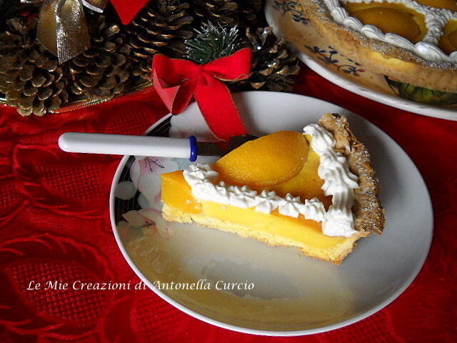 Crostata senza glutine con pesche sciroppate