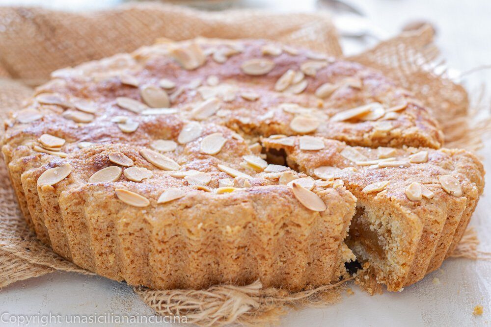 Crostata speziata alle pere rustica