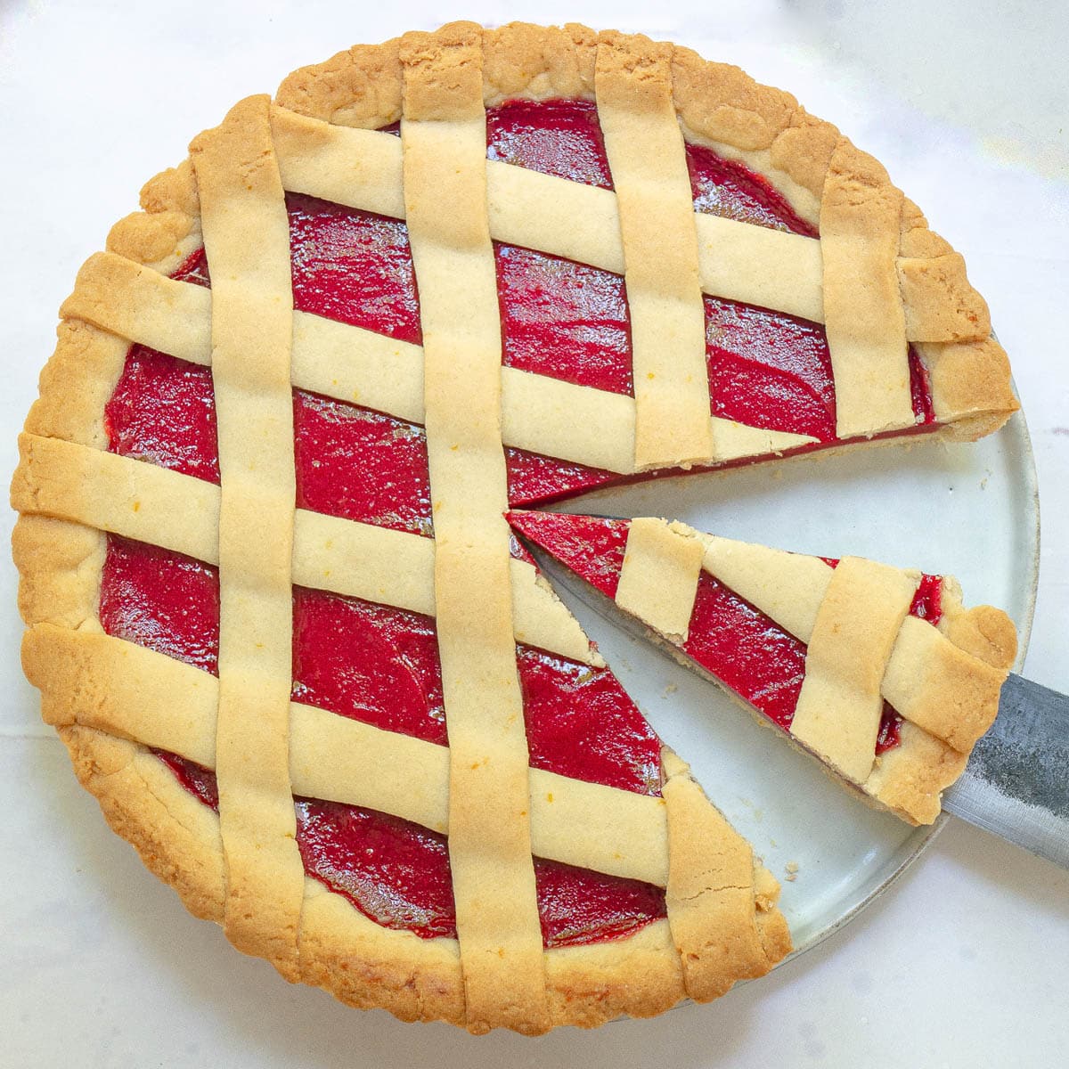 Crostata vegana con marmellata di fragole