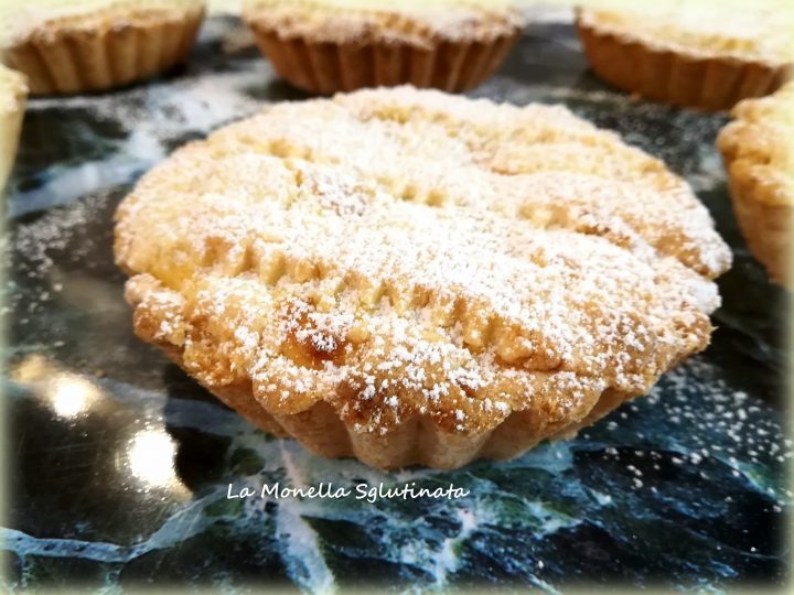 Crostatine alla crema di limone