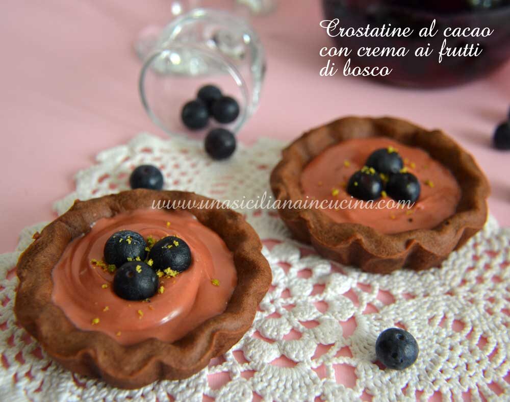 Crostatine-cacao-crema-frutti di bosco