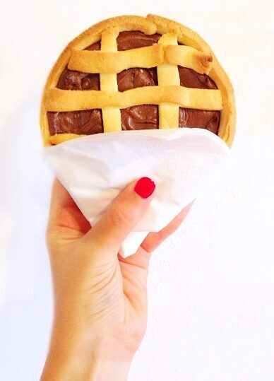 Crostatine classiche alla crema di nocciole