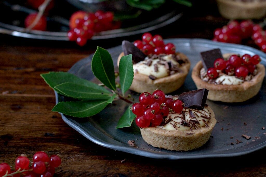 Crostatine con crema di mascarpone e ribes