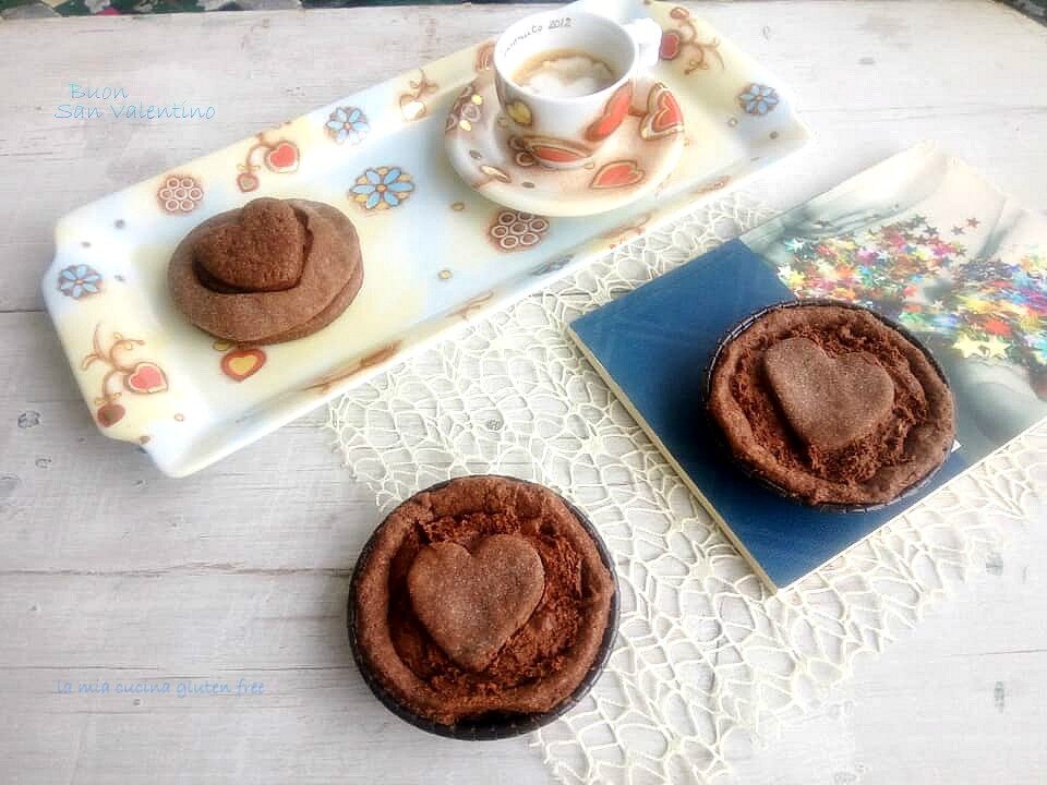 Crostatine con cuore di cioccolato