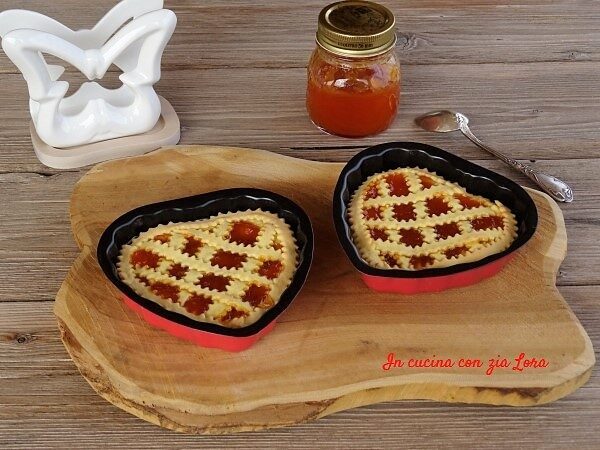 Crostatine di san valentino con marmellata