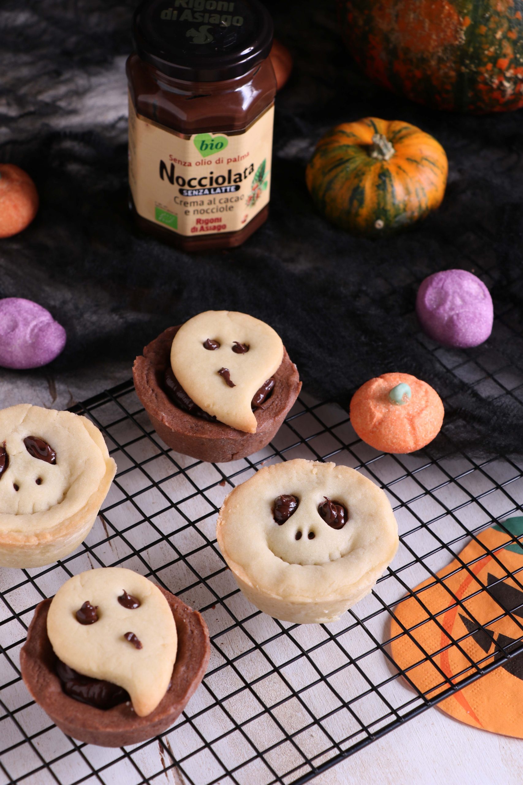 Crostatine mostruose di halloween senza lattosio