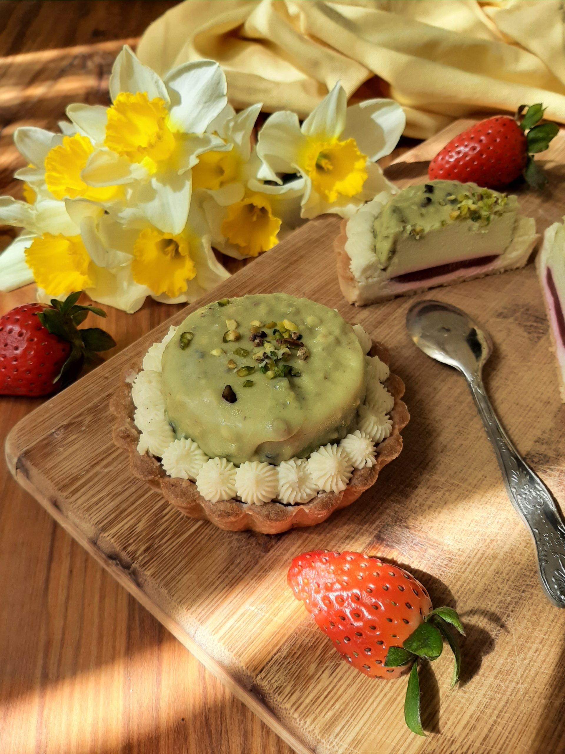 Crostatine pistacchio e fragole
