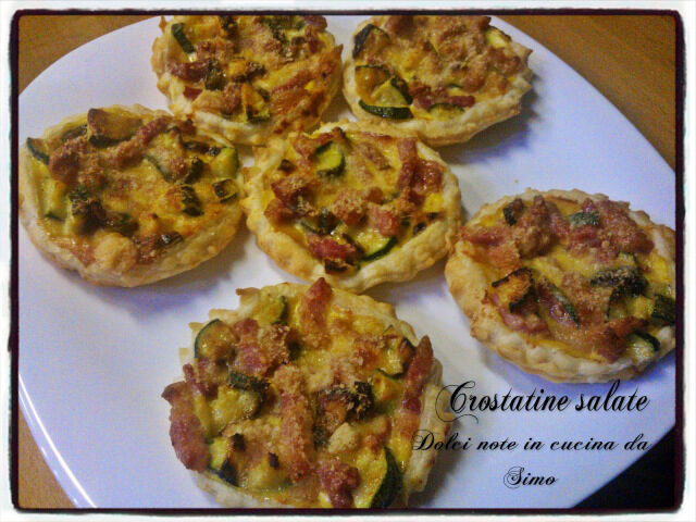 Crostatine salate pancetta e zucchine