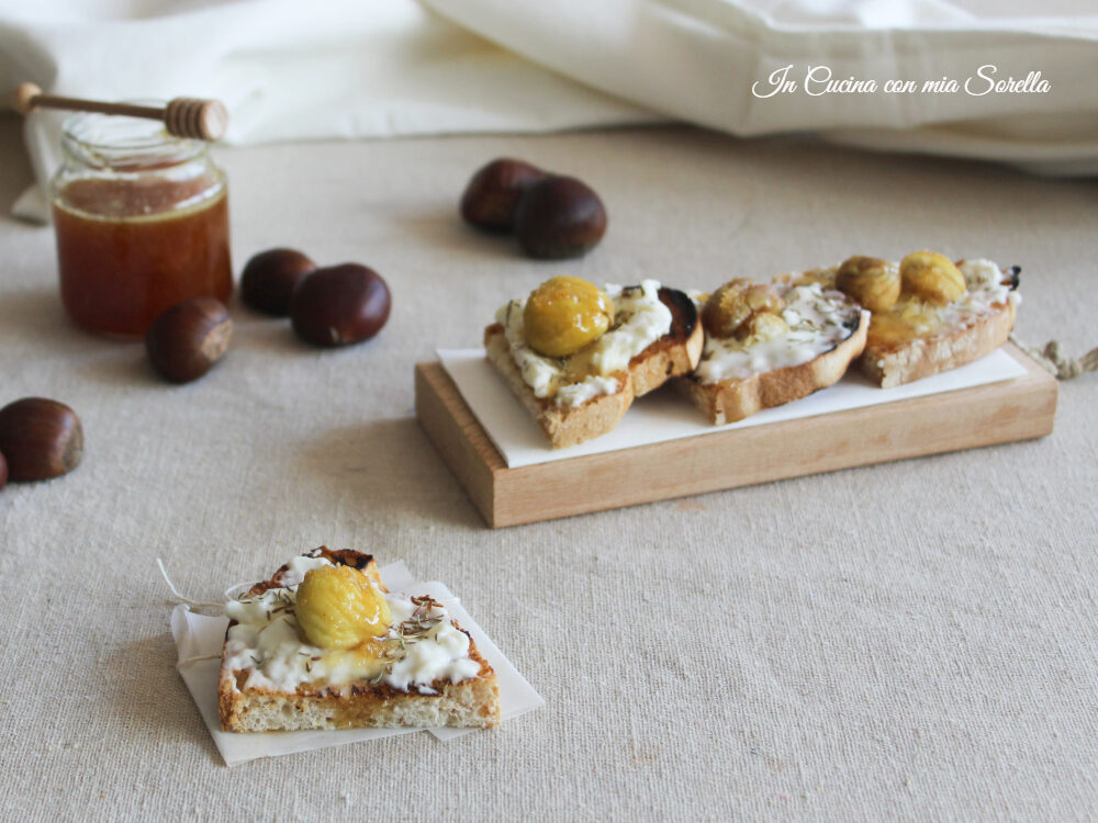 Crostini con caprino e castagne al miele