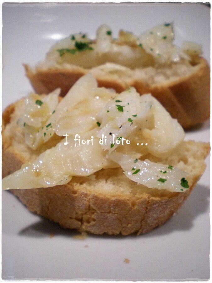 Crostini con il baccala’ condito