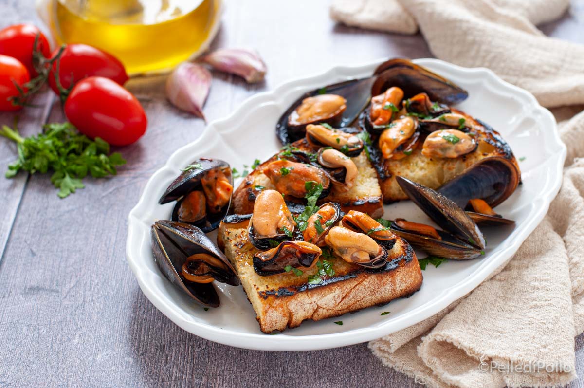 Crostini con le cozze