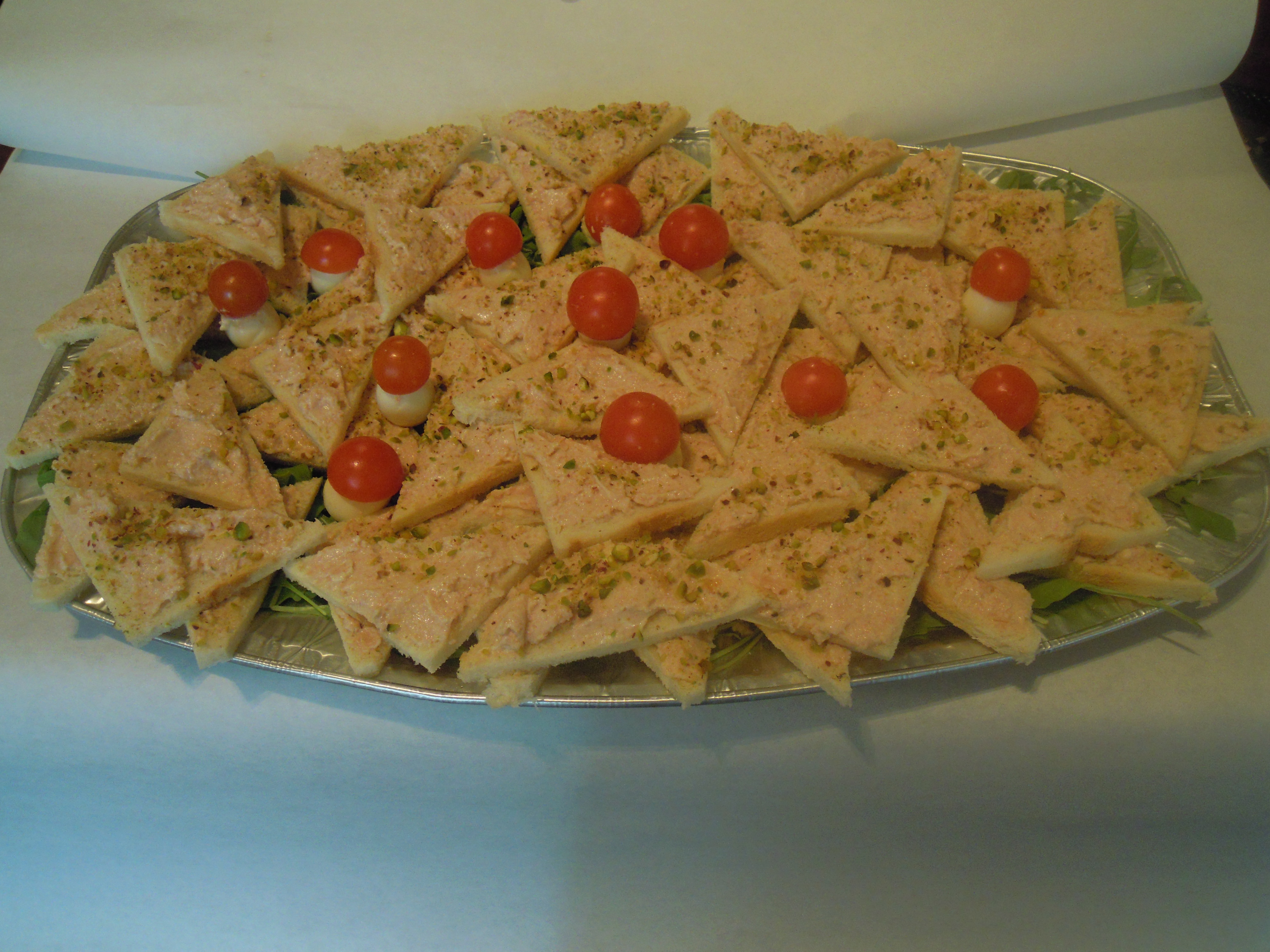 Crostini di tonno e maionese