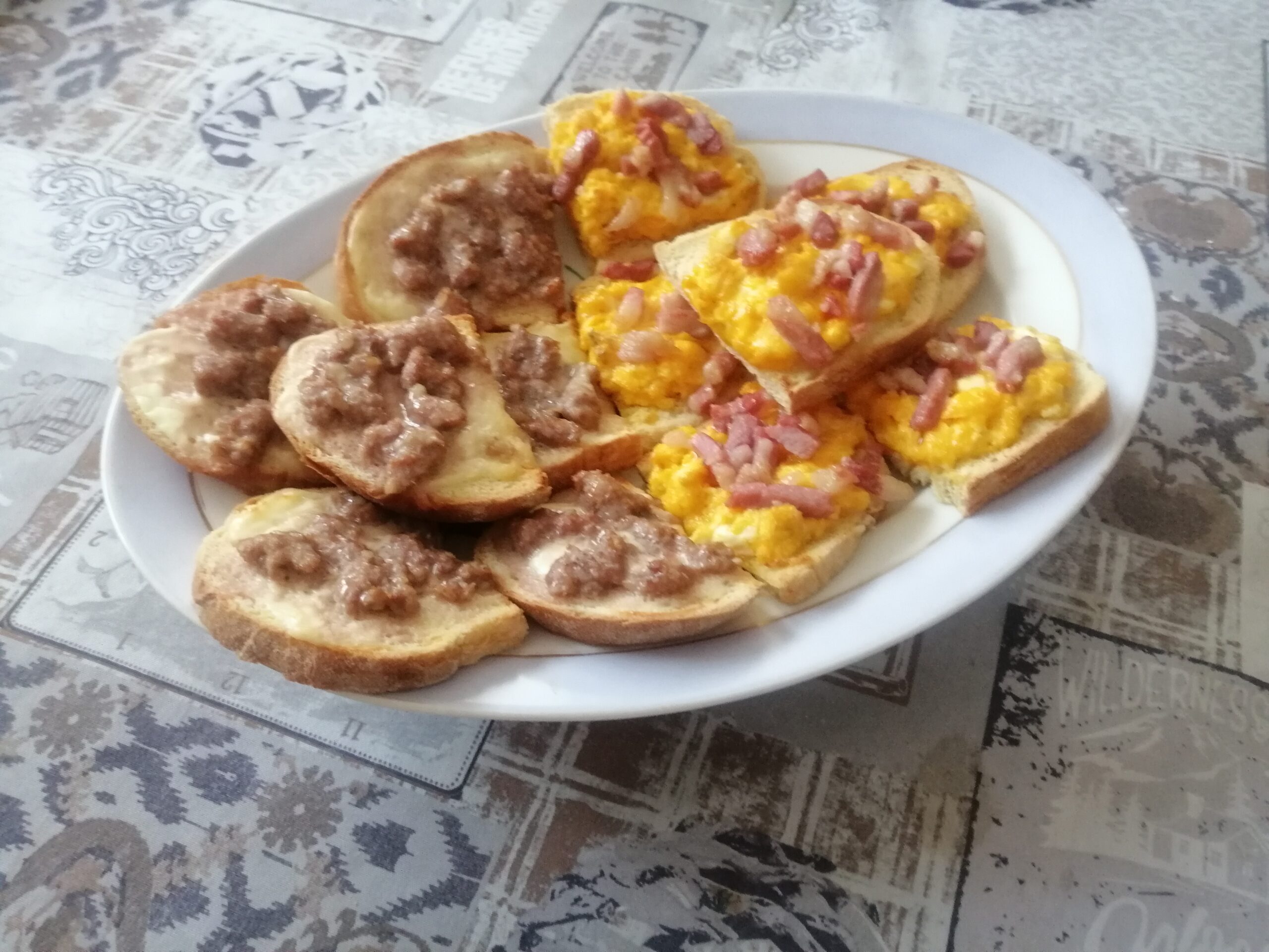 Crostoni misti