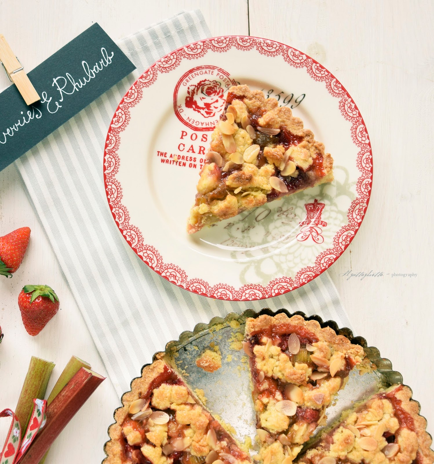 Crumble cake fragole&rabarbaro