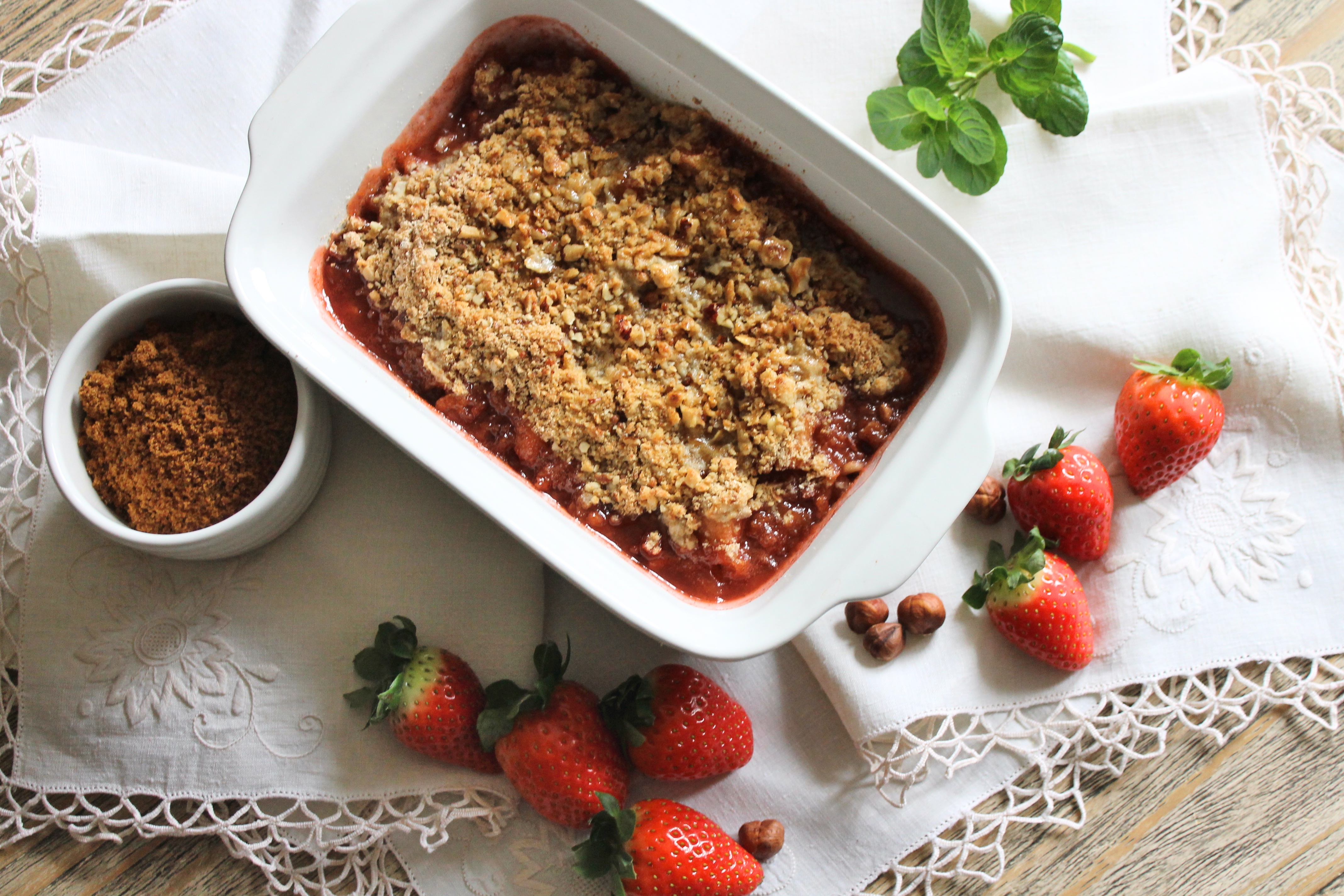 Crumble fragole e mele