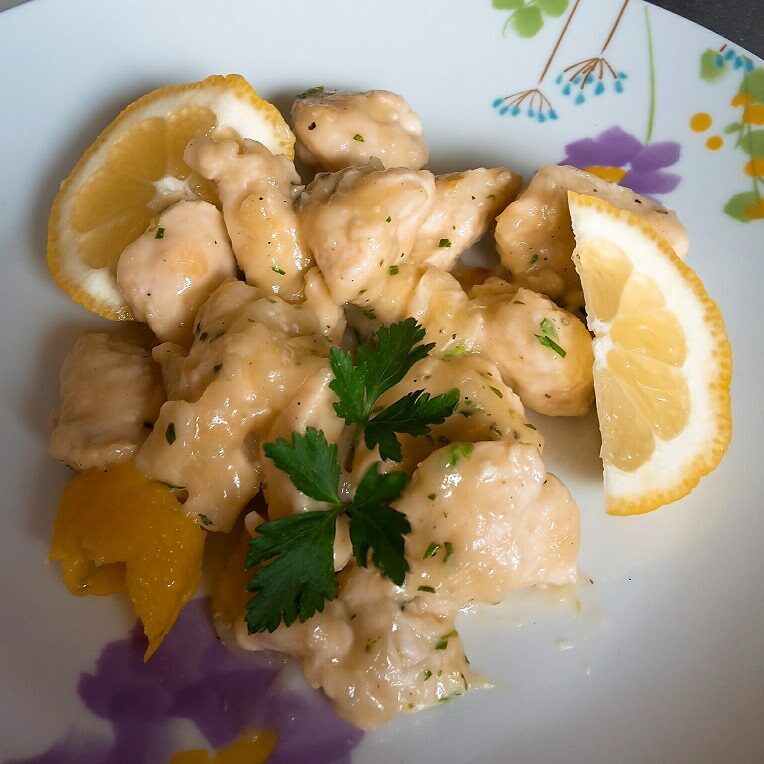 Cubetti di pollo al limone