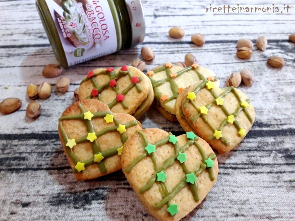 Cuori di frolla al pistacchio