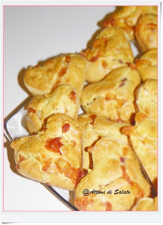 Cuori di pane fontina e speck