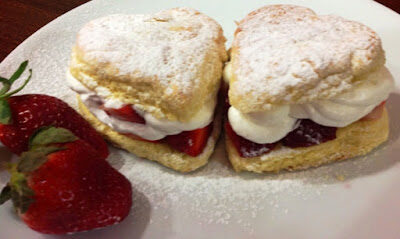 Cuori panna e fragole
