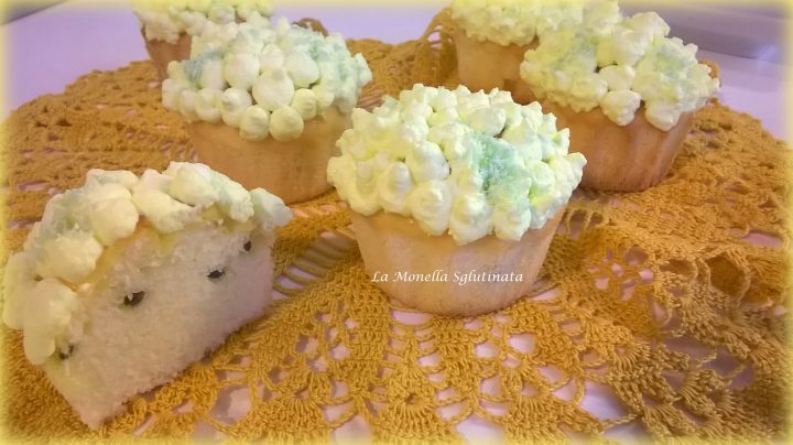 Cupcake alla vaniglia e frutto della passione