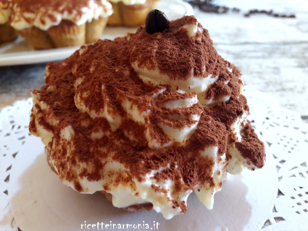 Cupcake facili al tiramisù