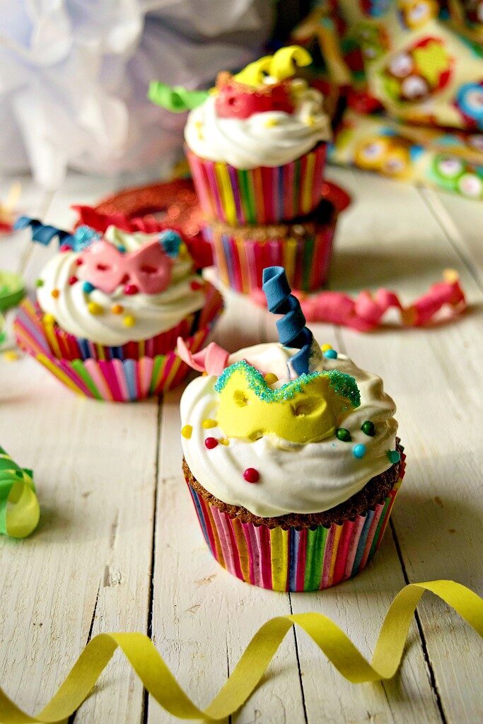Cupcakes di carnevale, per una merenda in maschera