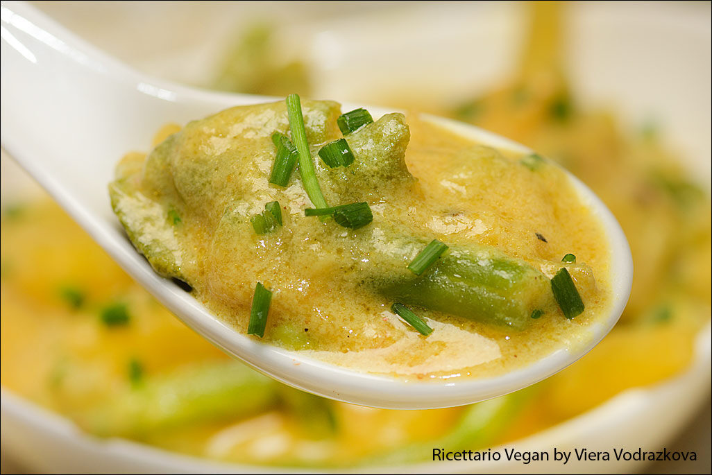 Curry allo yogurth con le verdure dell’orto