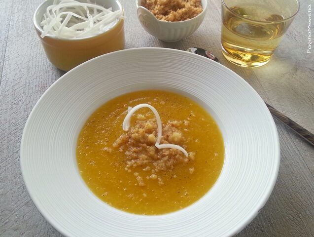 Daikon cream con noci di Macadamia