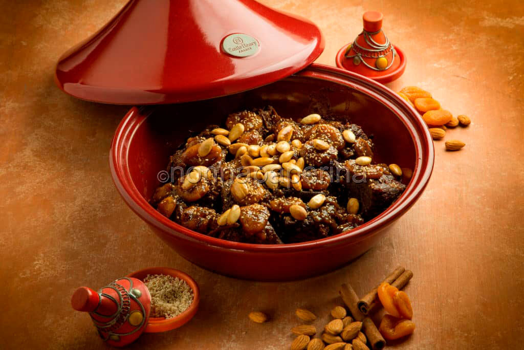 Dal marocco: tajine di manzo con albicocche e mandorle