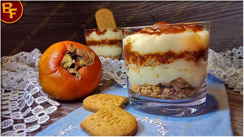 Dessert con crema di cachi e panna