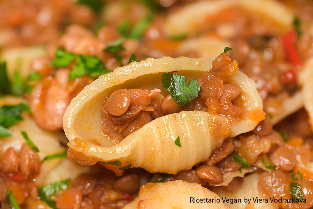 Diversamente ragù di lenticchie e noci senza glutine