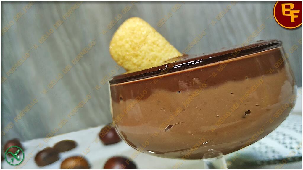 Dolce al cucchiaio con crema di castagne e cioccolato