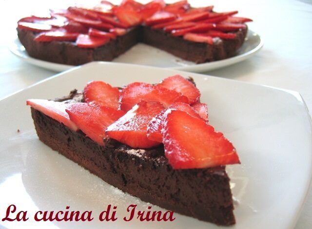 Dolce nero alle fragole e auguri al nostro papà!!!