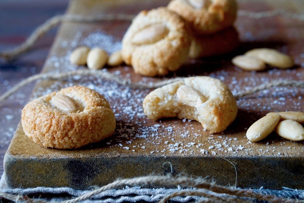 Dolcetti al cocco e mandorle