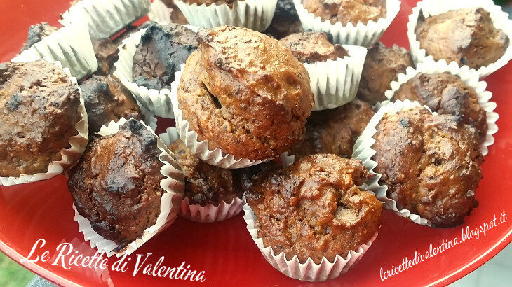 Dolcetti alle prugne secche e nocciole senza uova