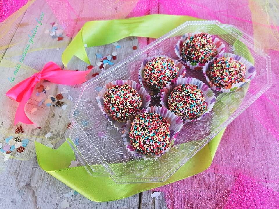 Dolcetti di carnevale senza cottura