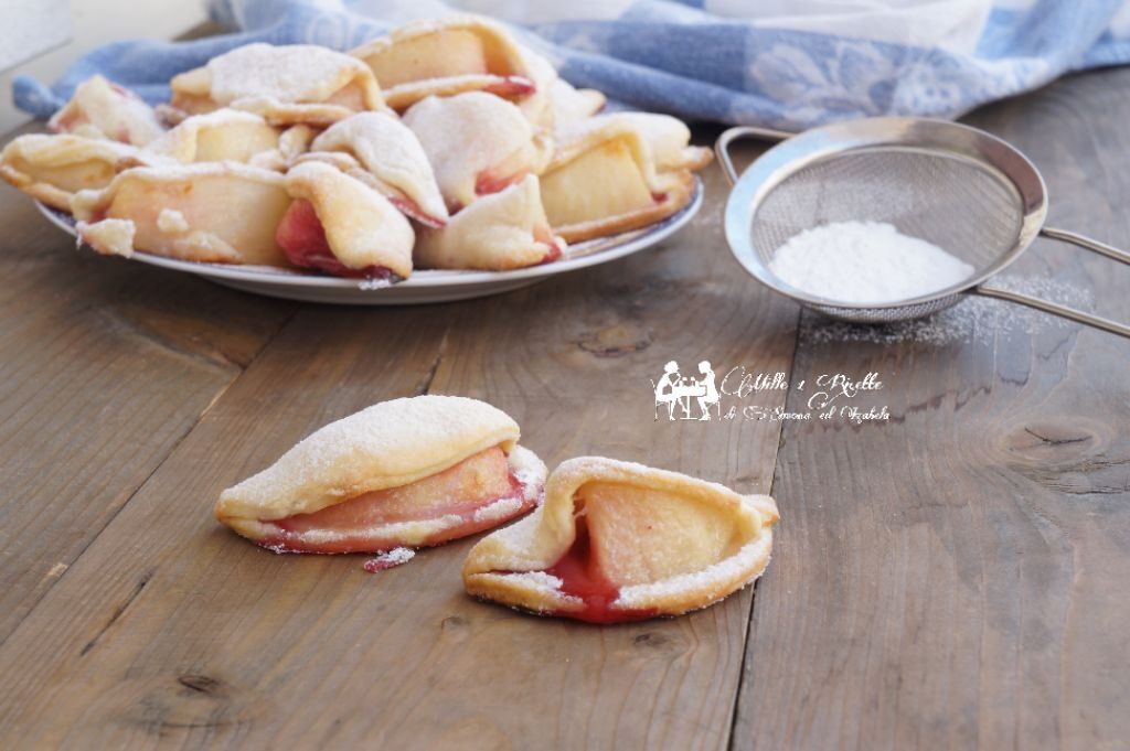 Dolci labbra alla frutta di stagione
