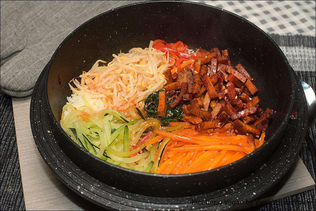 Dolsot bibimbap vegano a modo mio veramente pazzesco