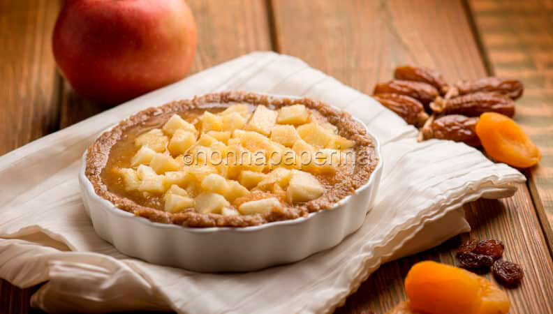 Ecco perché oggi prepariamo la torta crudista alle mele!
