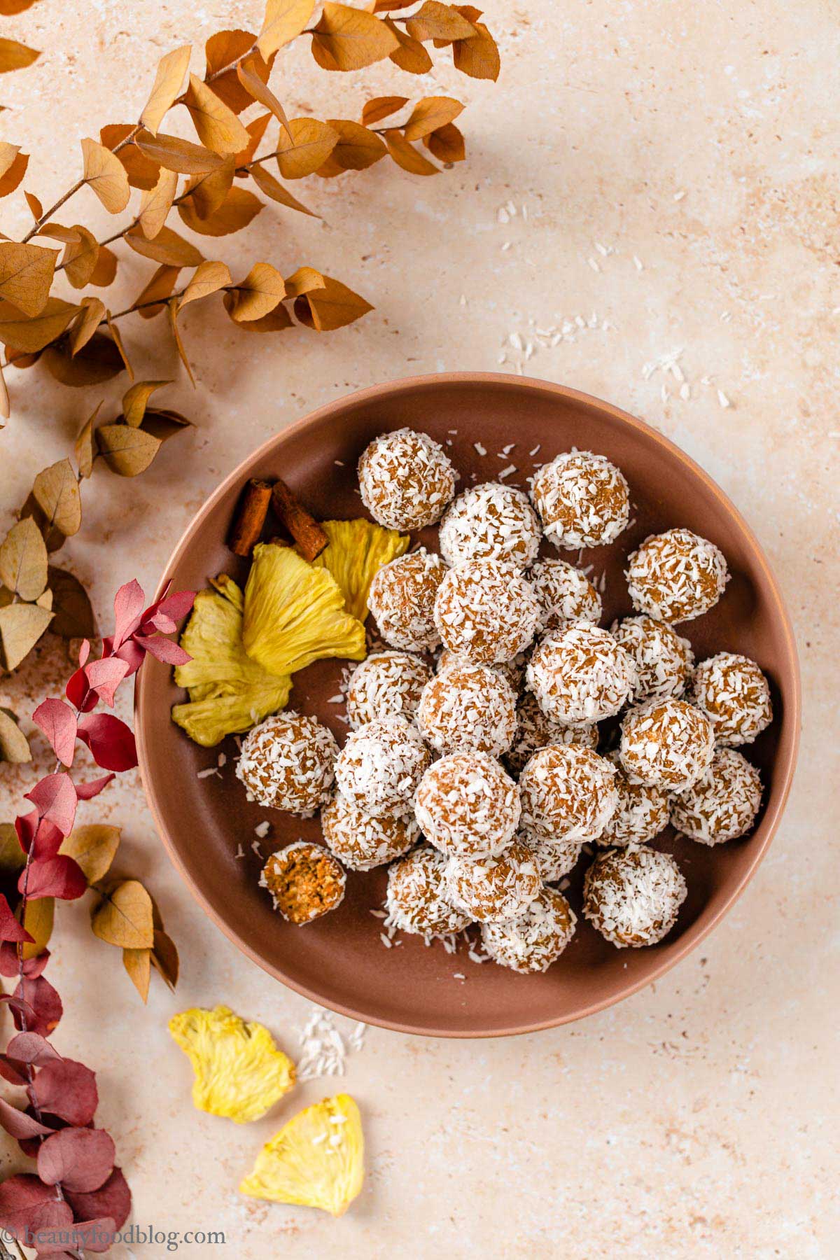 Energy Balls alle Carote | Vegan Carrot Cake Bites